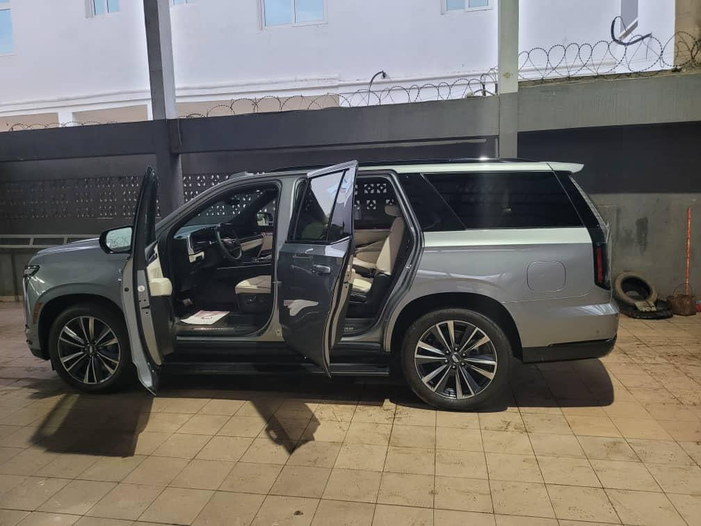CADILLAC ESCALADE 2025