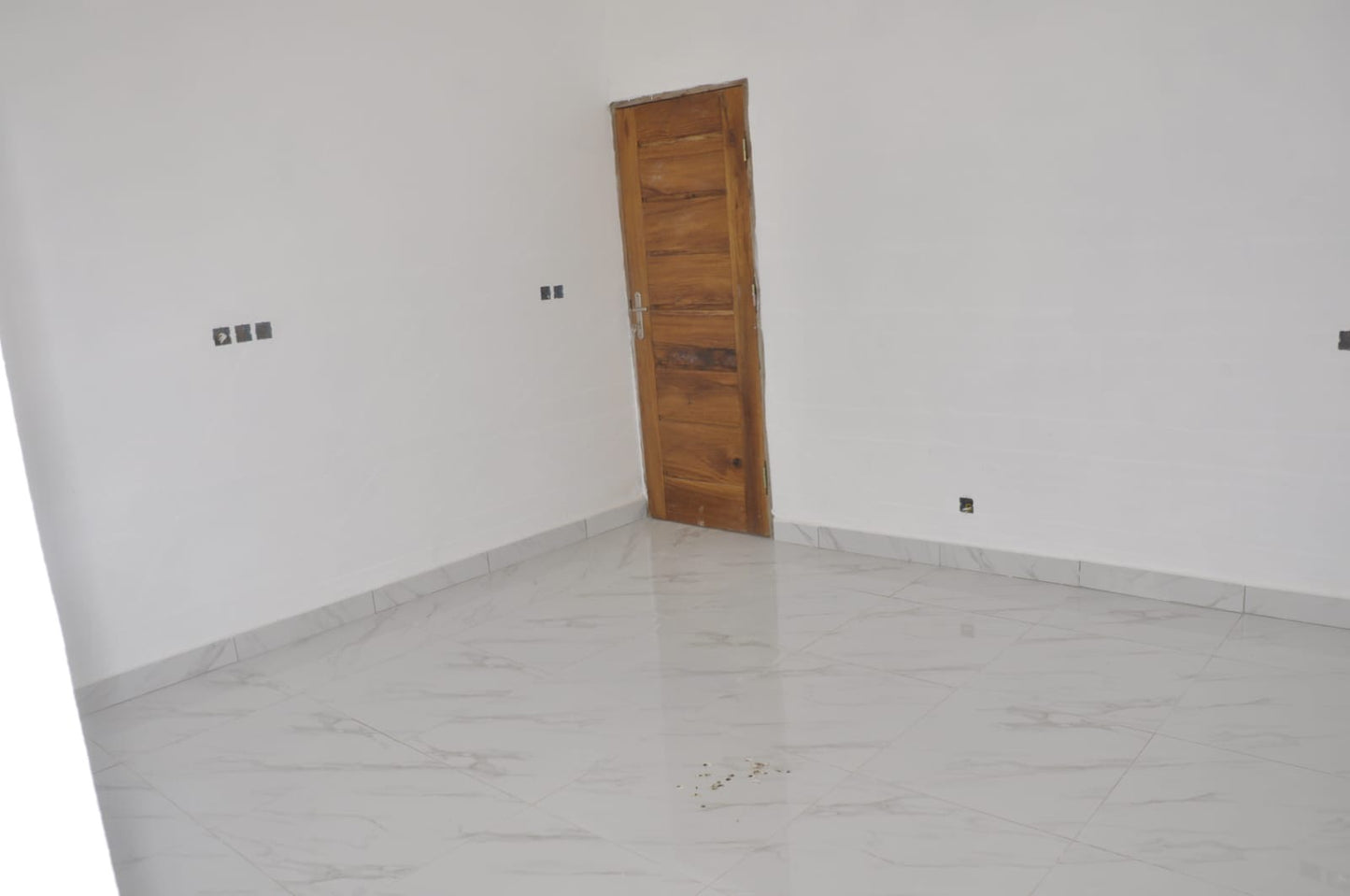UNE VILLA 6 PIÈCES À VENDRE À LOMÉ - AGOÈ ASSIKOR