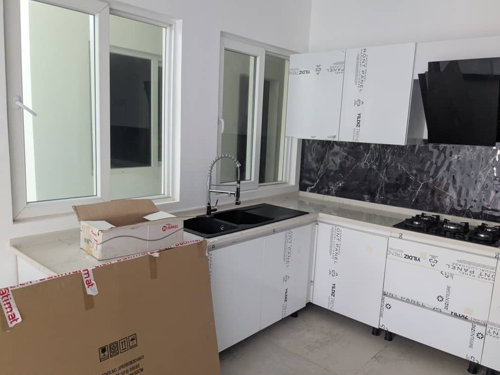 À LOUER – VILLA 4 CHAMBRES AU BORD DE LA MER – BAGUIDA | 3.200.000 FCFA