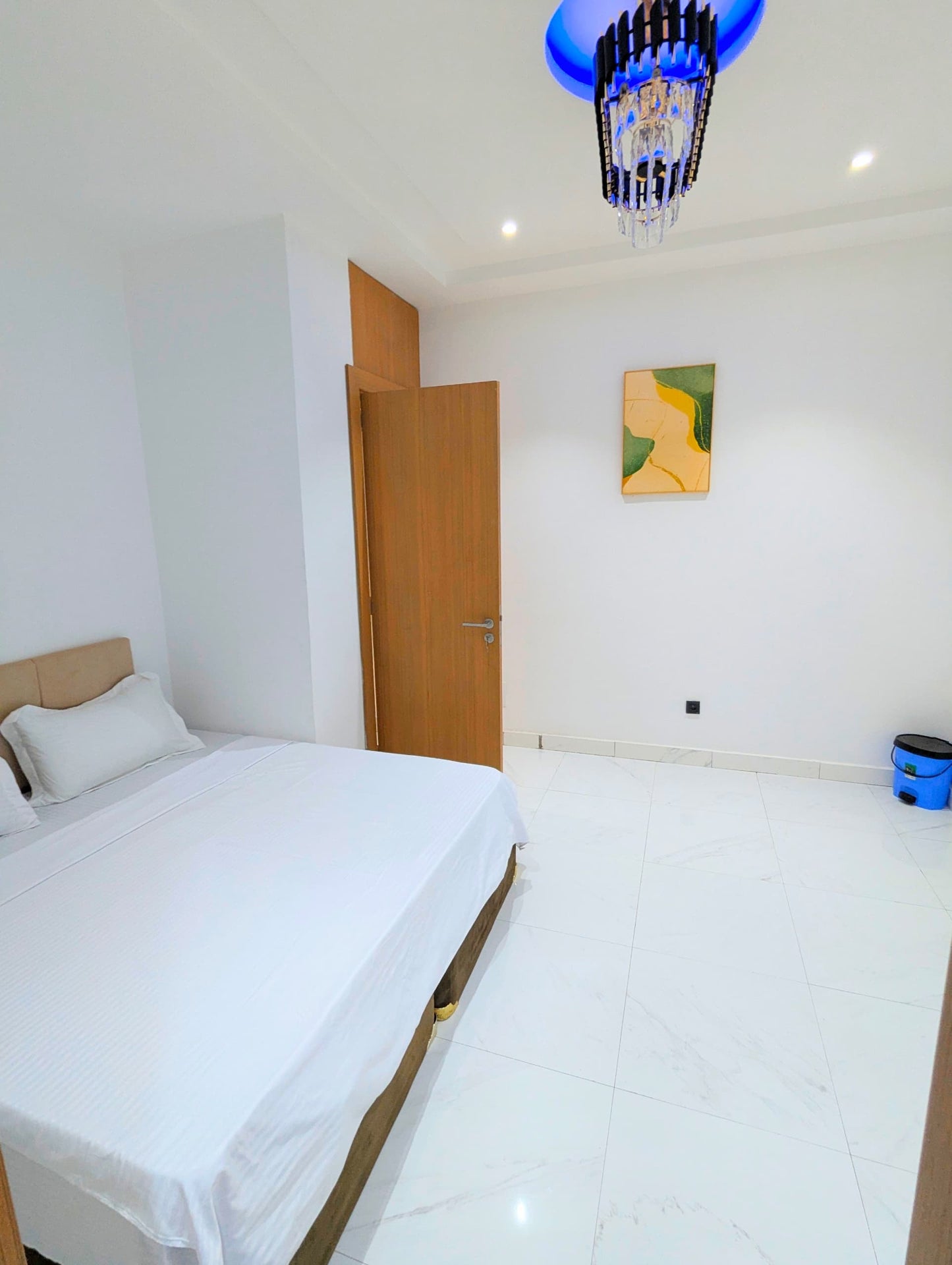 APPARTEMENT MEUBLÉ À LOUER À LOMÉ - HÉDZRANAWOÉ – 2 CHAMBRES SALON – 700.000 FCFA