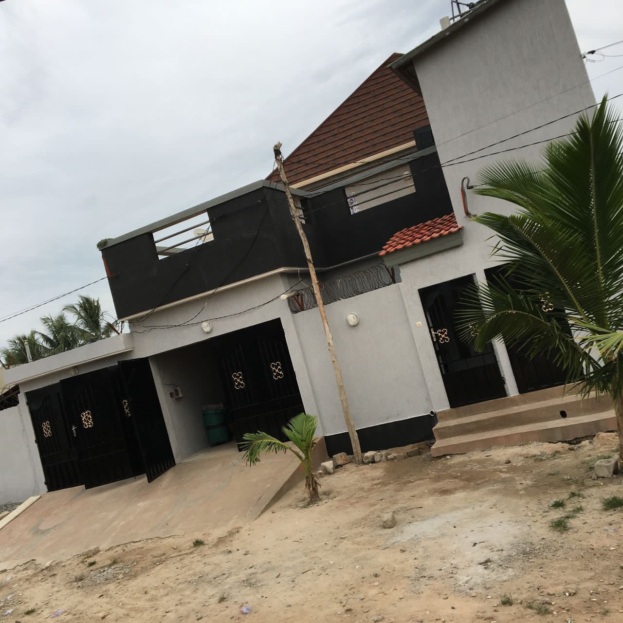 Mini villa neuve à vendre à Agoè Legbassito – 55 millions FCFA