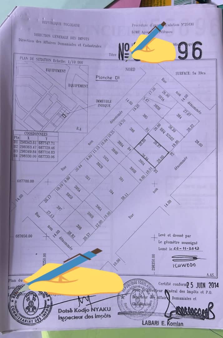 Demi lot en vente à Léo 2000 – 22 500 000 FCFA