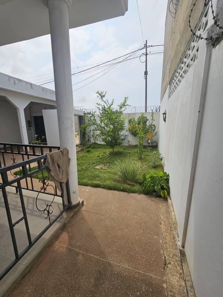 Villa 3 chambres en vente à Baguida Avepozo Kpota – 40 millions FCFA