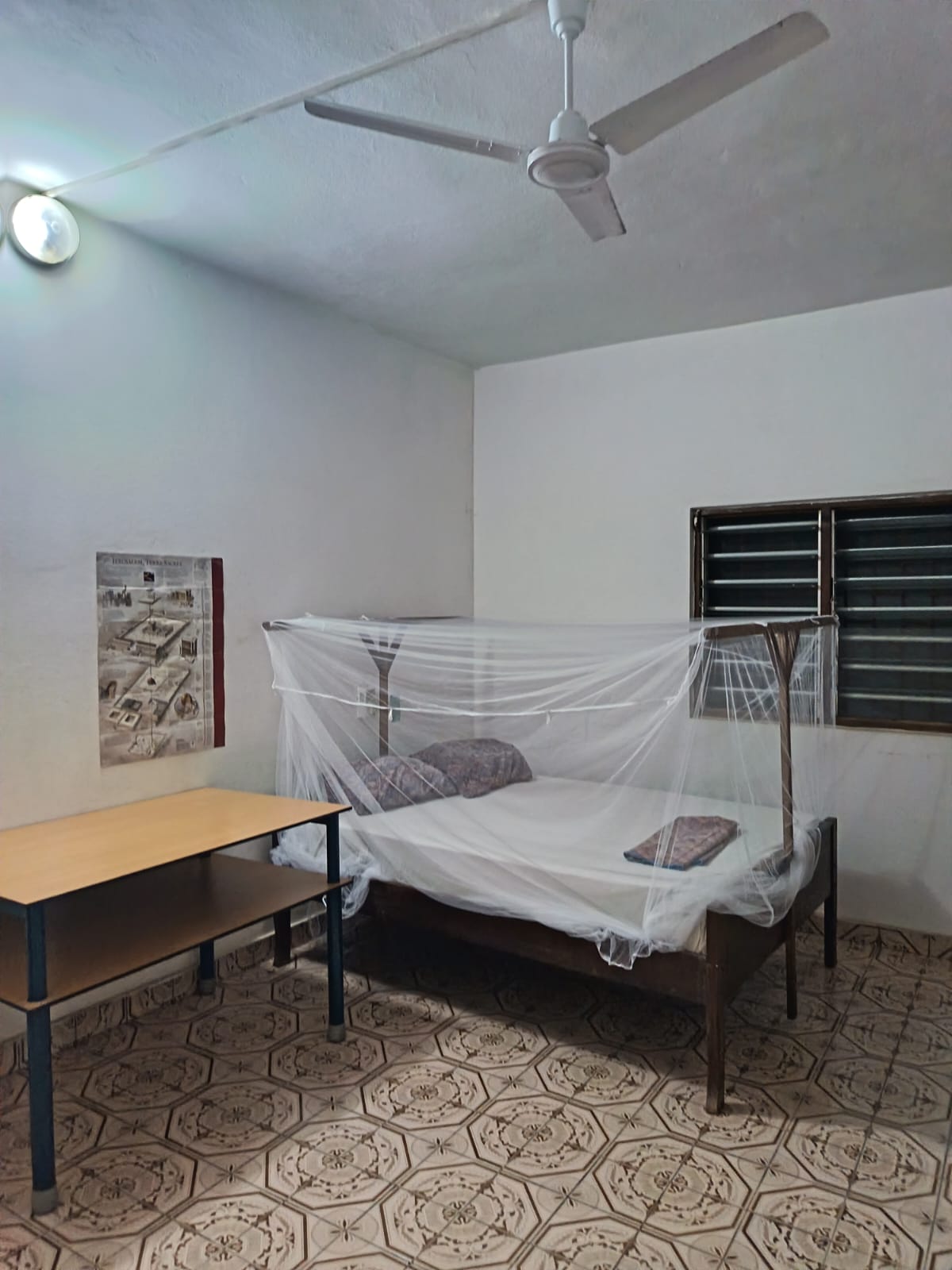 Appartement meublé 3 chambres à louer à Avepozo – 400 mille FCFA par mois