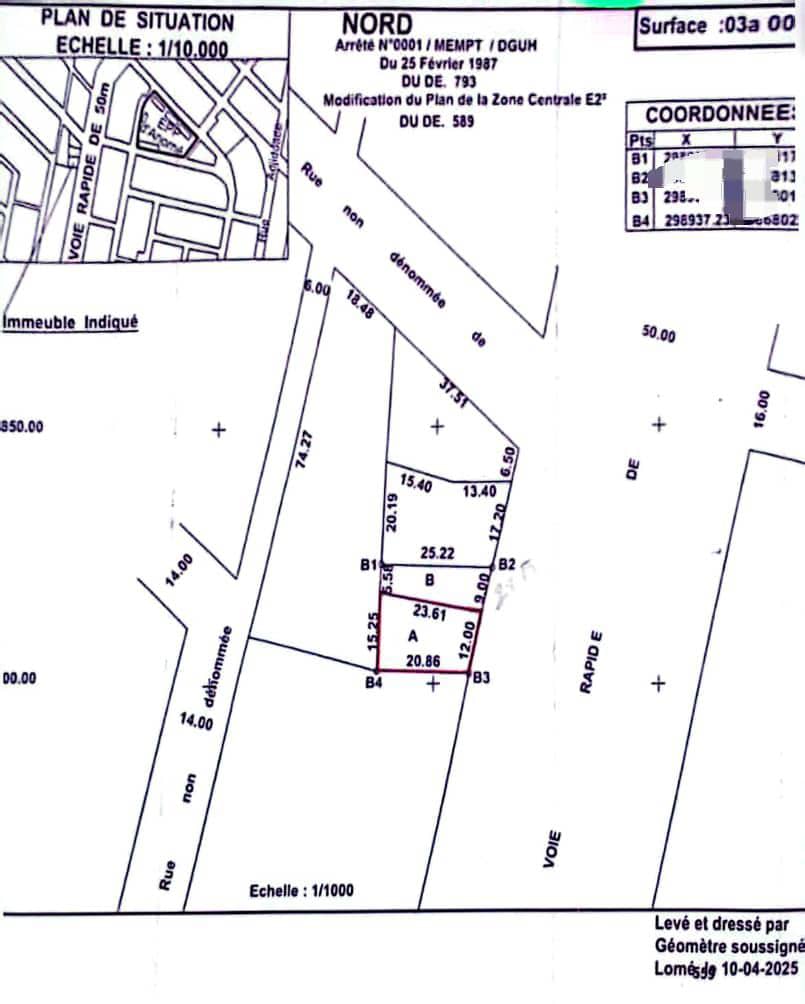 Terrain 1/2 lot en vente en bordure de goudron à Agoè Anomé – 65 millions FCFA
