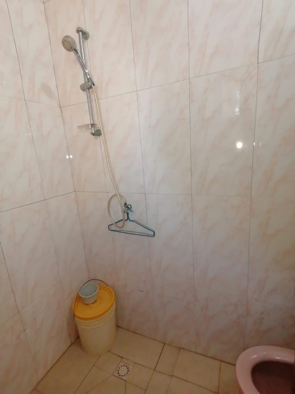 Villa duplex en vente en bordure de goudron à Bè Klikamé – 120 millions FCFA
