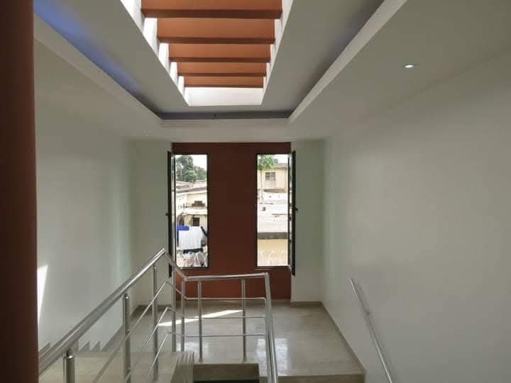 VILLA DE PRESTIGE À VENDRE À ADÉWUI – LOMÉ | MARBRE ITALIEN & TITRE FONCIER