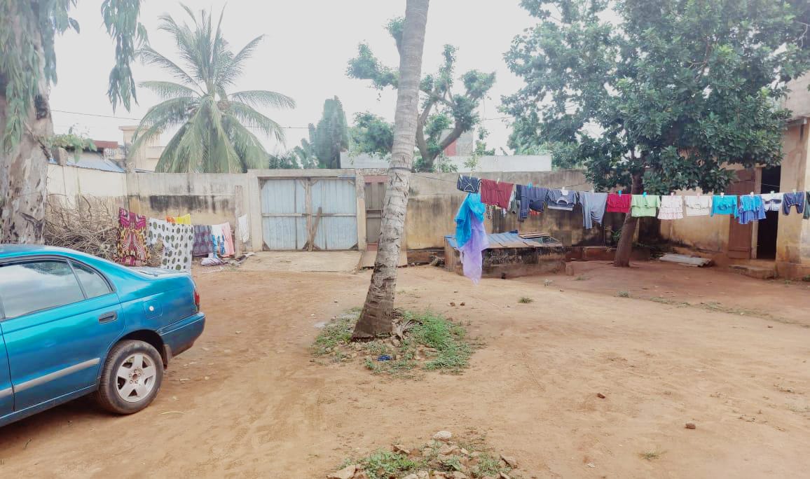 Maison de location à vendre à Agoè Assiyéyé – 46 millions FCFA