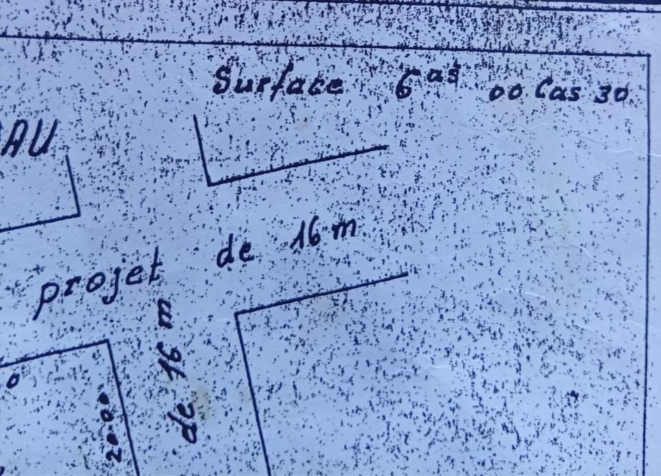 Maison en angle de rue à vendre à Forever – 90 millions FCFA