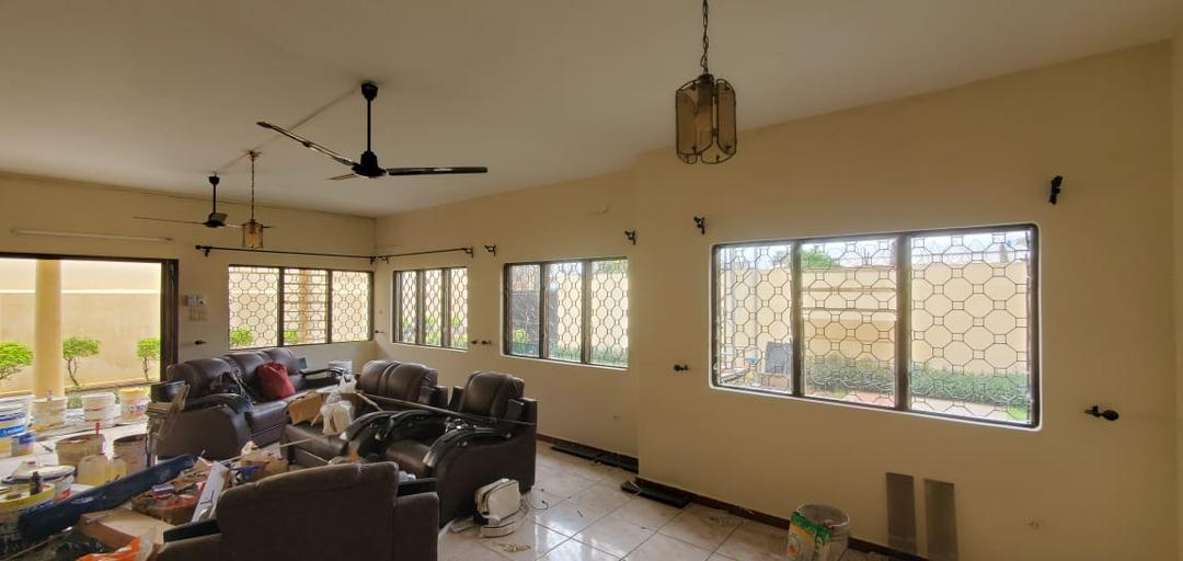 Villa basse 4 chambres en vente à Tokoin Forever – 130 millions FCFA