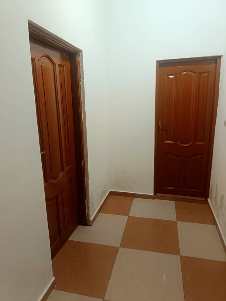 VILLA 5 PIÈCES À VENDRE À ADIDOGOMÉ YOKOE – PLAN OTR