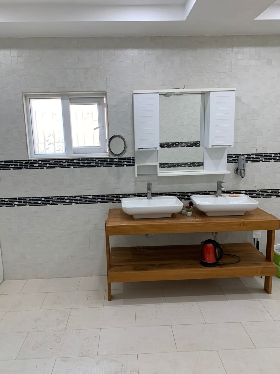 Villa 7 chambres en vente à Agoè Minamadou – 300 millions FCFA
