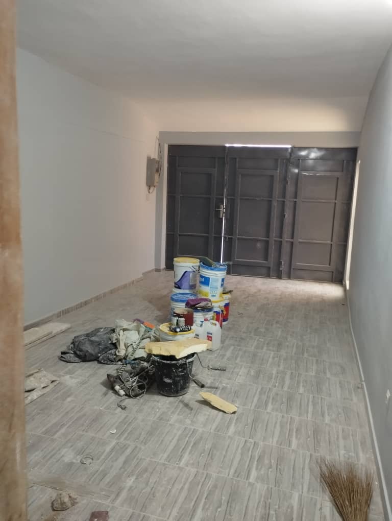 À VENDRE : VILLA DUPLEX DE 5 PIÈCES SUR 300 m² À AGBATA (CÔTÉ NON PLAGE)