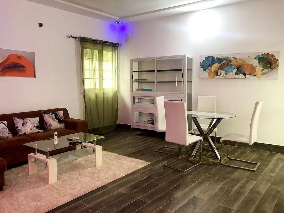 UNE VILLA MEUBLÉE À VENDRE À ZANGUÉRA – 2 CHAMBRES