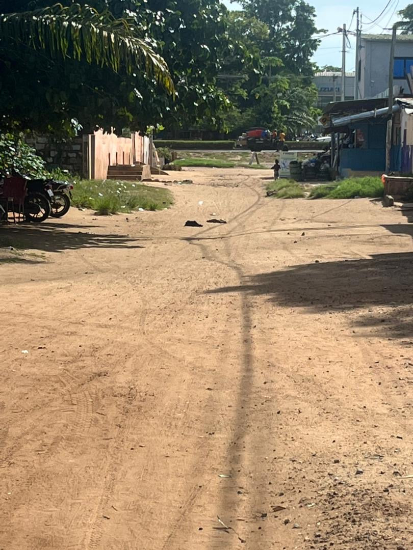 À VENDRE : TERRAIN 1 LOT (600 m²) À TOKOIN – DERRIÈRE HÔTEL EDA OBA