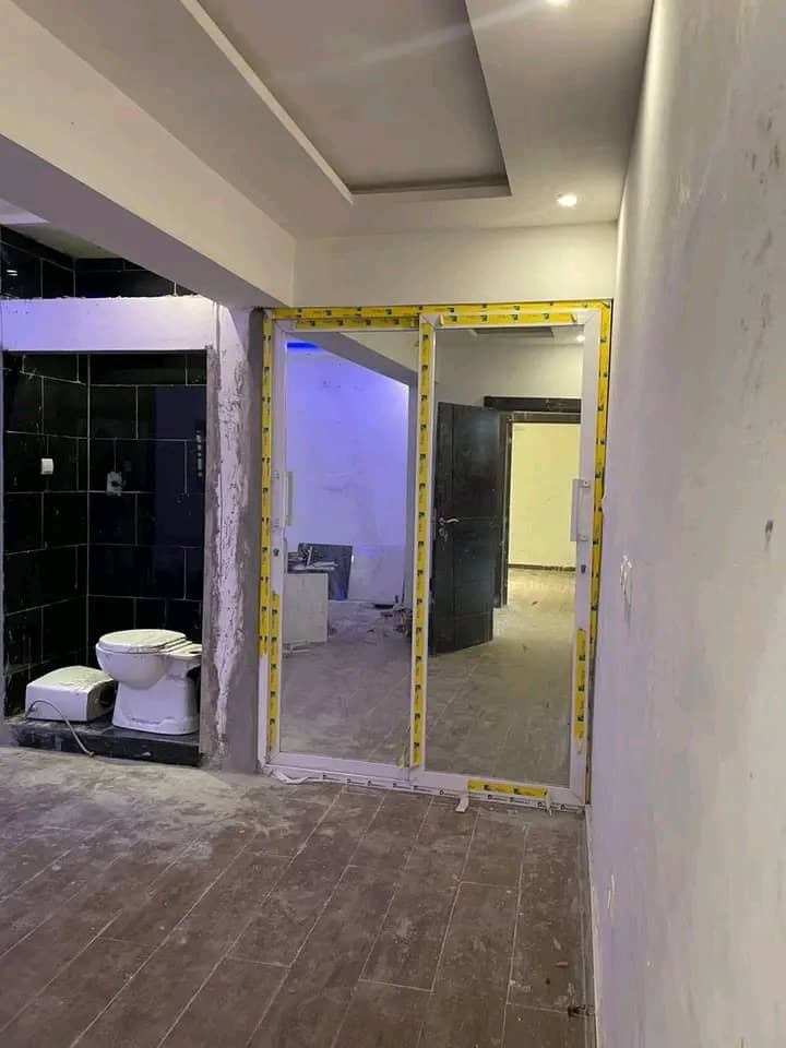 SPLENDIDE VILLA À VENDRE À AVÉDJI - 3 CHAMBRES, 1 SALON, GARAGE POUR 2 VOITURES, ROOFTOP DISPONIBLE