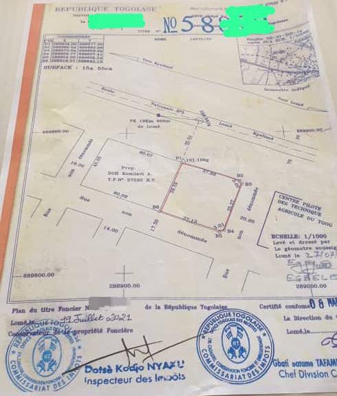 Terrain de 4 lots en vente bordure de goudron à Aképédo – 28 millions FCFA le lot