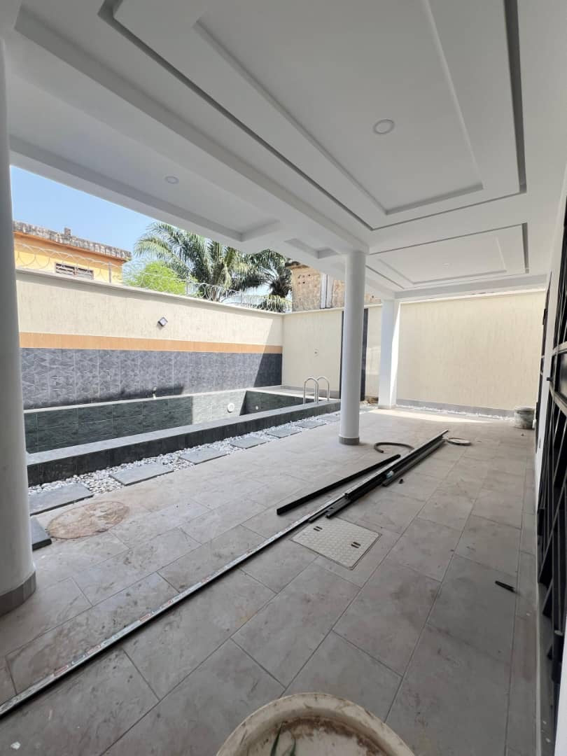 VILLAS 6 PIÈCES À VENDRE À TOKOIN FOREVER – NEUVES AVEC CAMÉRAS DE SURVEILLANCE | TITRE FONCIER