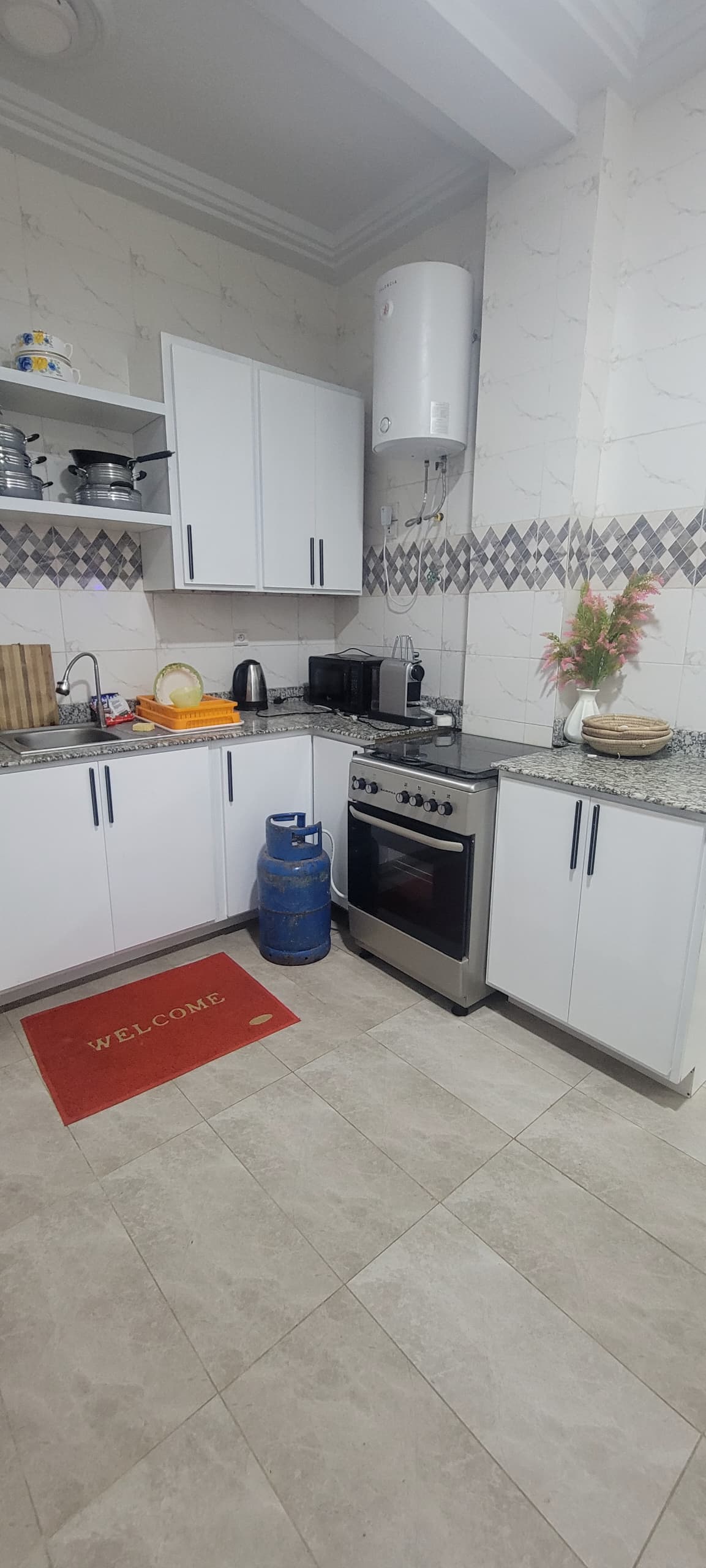 Appartement meublé 2 chambres à louer à Baguida – 350.000 FCFA