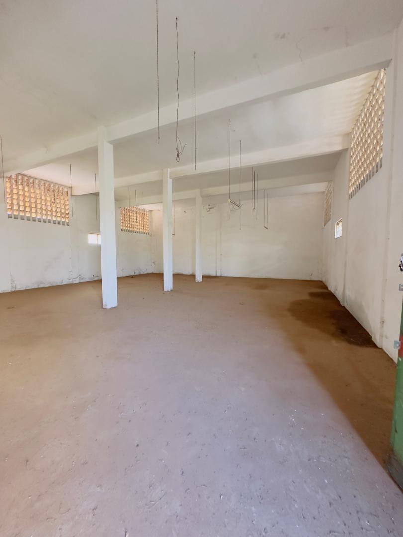 Entrepôt à vendre à Kégué – 85 Millions FCFA