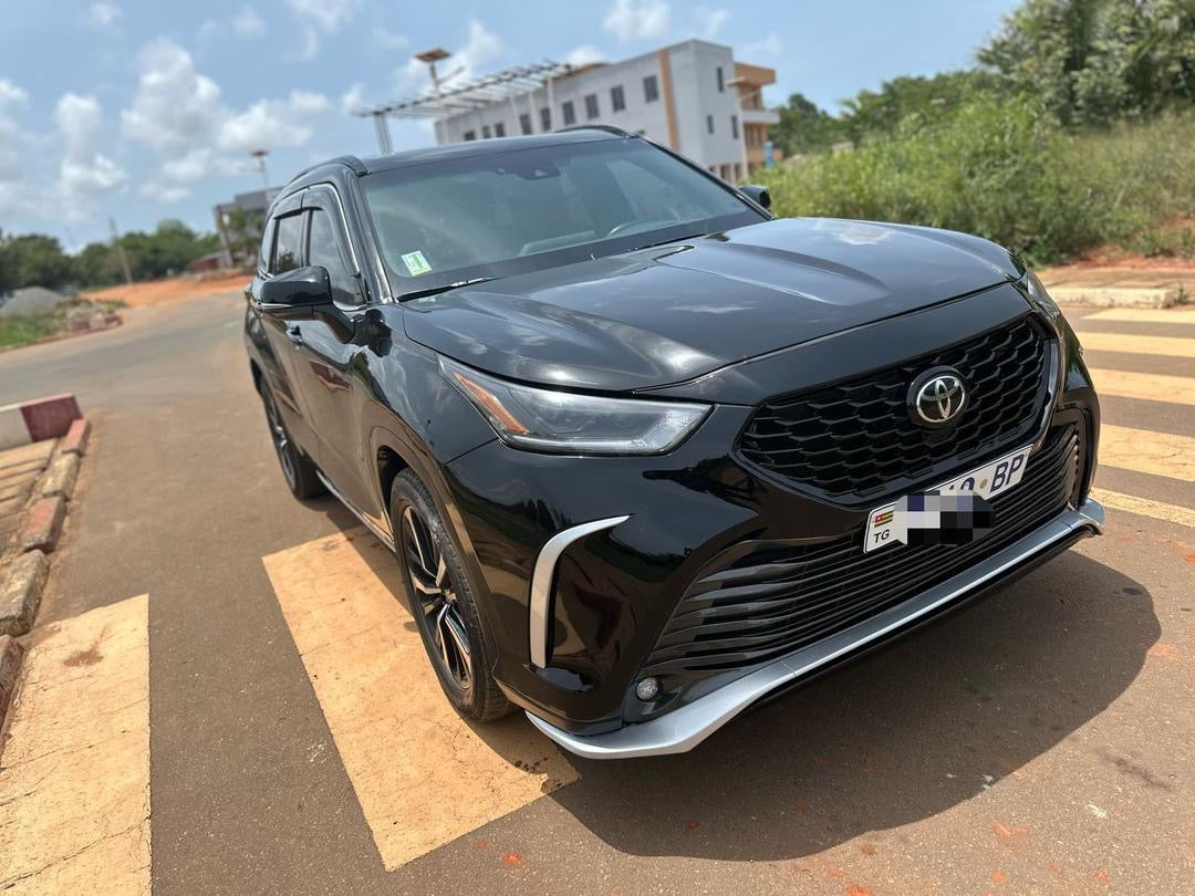 TOYOTA HIGHLANDER – 2022 | FULL OPTIONS | 7 PLACES | TOIT PANORAMIQUE