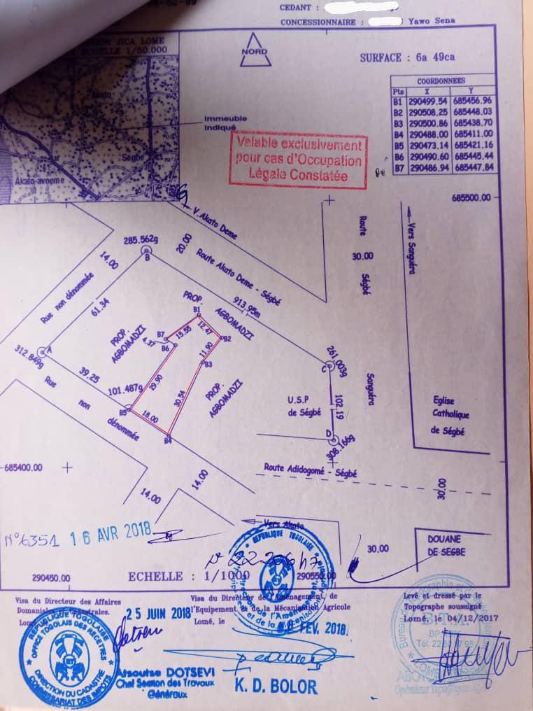 Terrain de plus d'un lot (649 m²) à vendre à Ségbé – 25 millions FCFA
