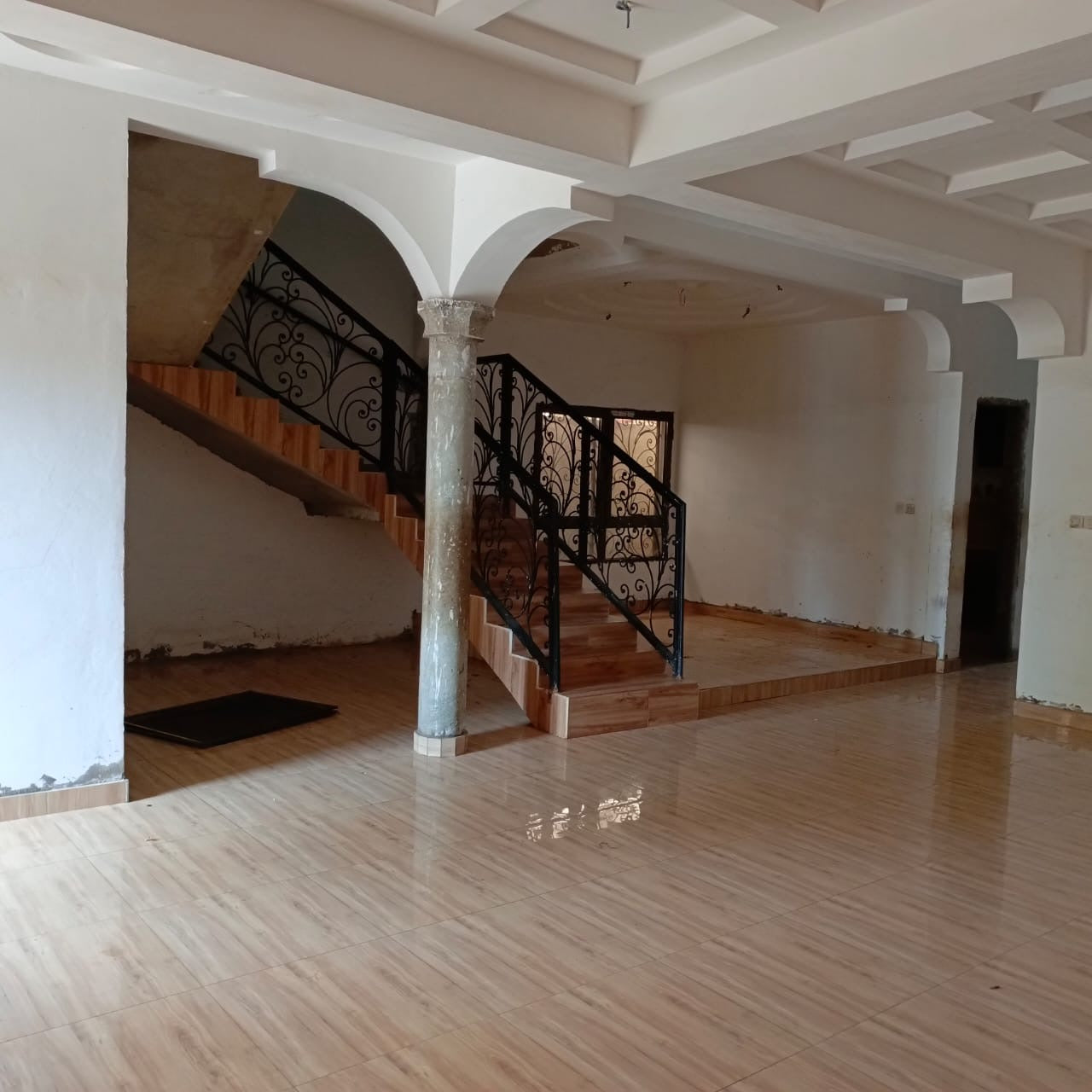 À VENDRE – Maison R+1 de 5 Pièces à Agoè Dikamé | 53.000.000 FCFA