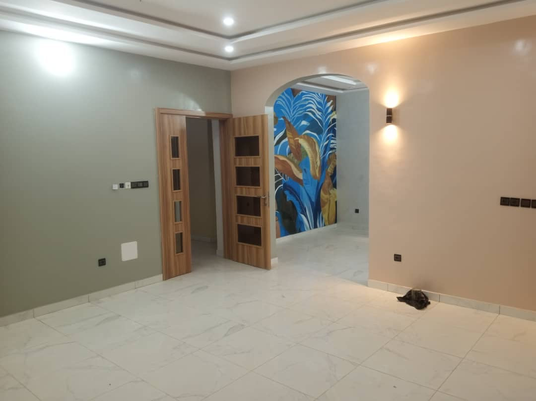 UNE VILLA 6 PIÈCES À LOUER / VENDRE DANS LA CITÉ MOKPOKPO