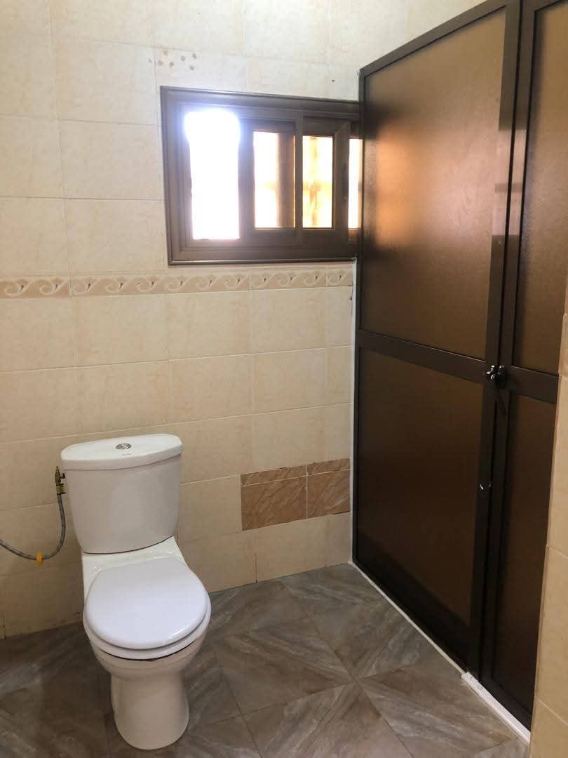UNE VILLA 12 PIÈCES À VENDRE À  LOMÉ - BE-KLIKAME