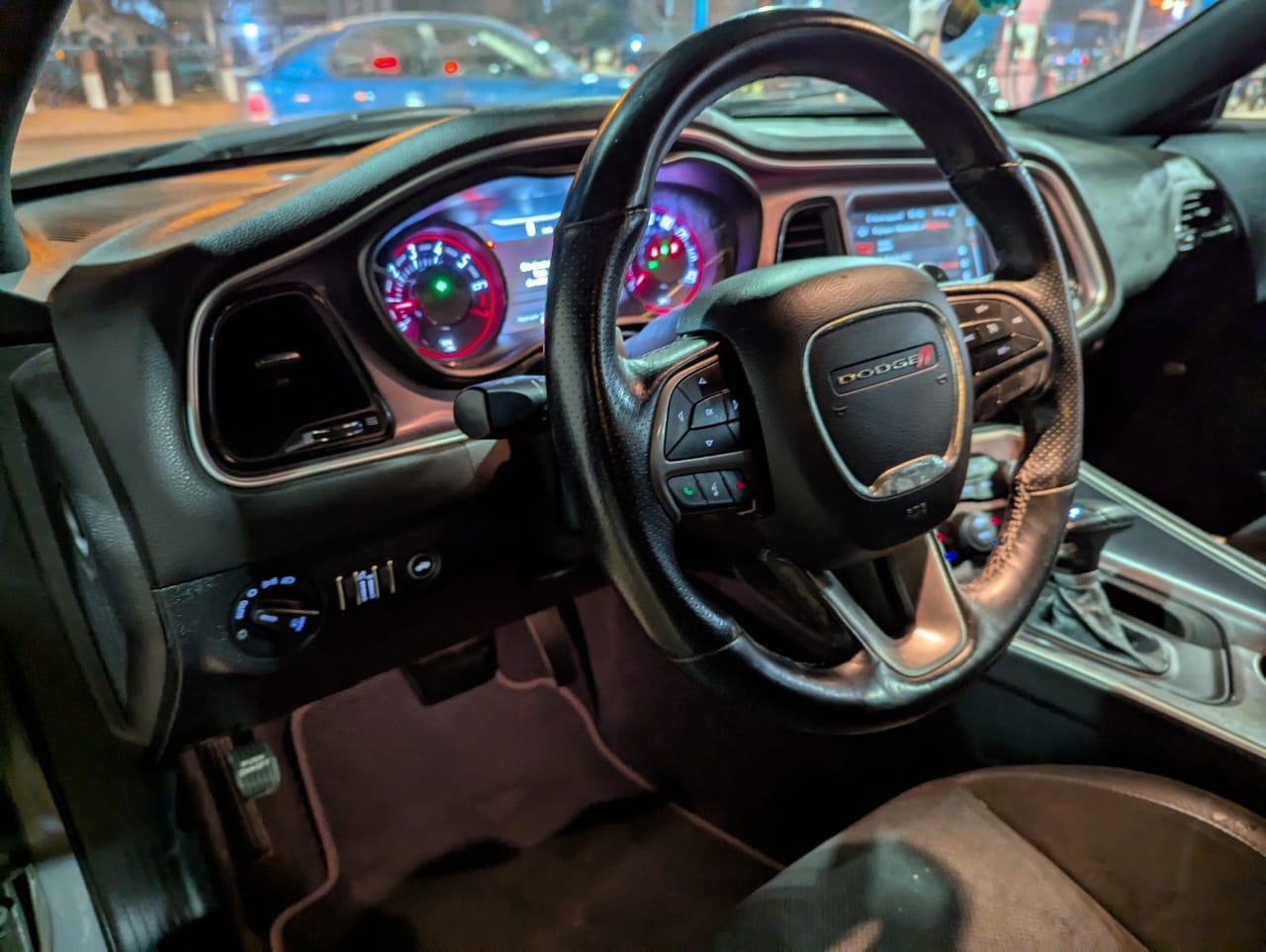 DODGE CHALLENGER 2019/2020 – V6 BITURBO, FULL OPTIONS, INTÉRIEUR CUIR & ALCANTARA, SPORTIVE & PUISSANTE