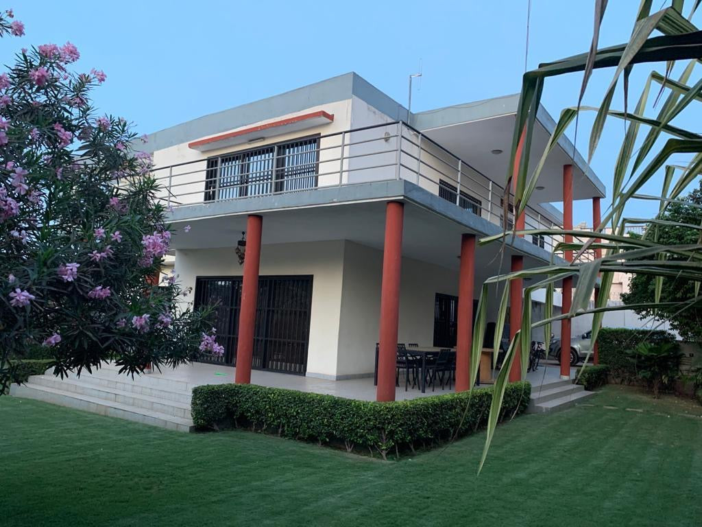 À LOUER – VILLA HAUT STANDING AVEC PISCINE À ATTIEGOU | 1 250 000 FCFA / MOIS