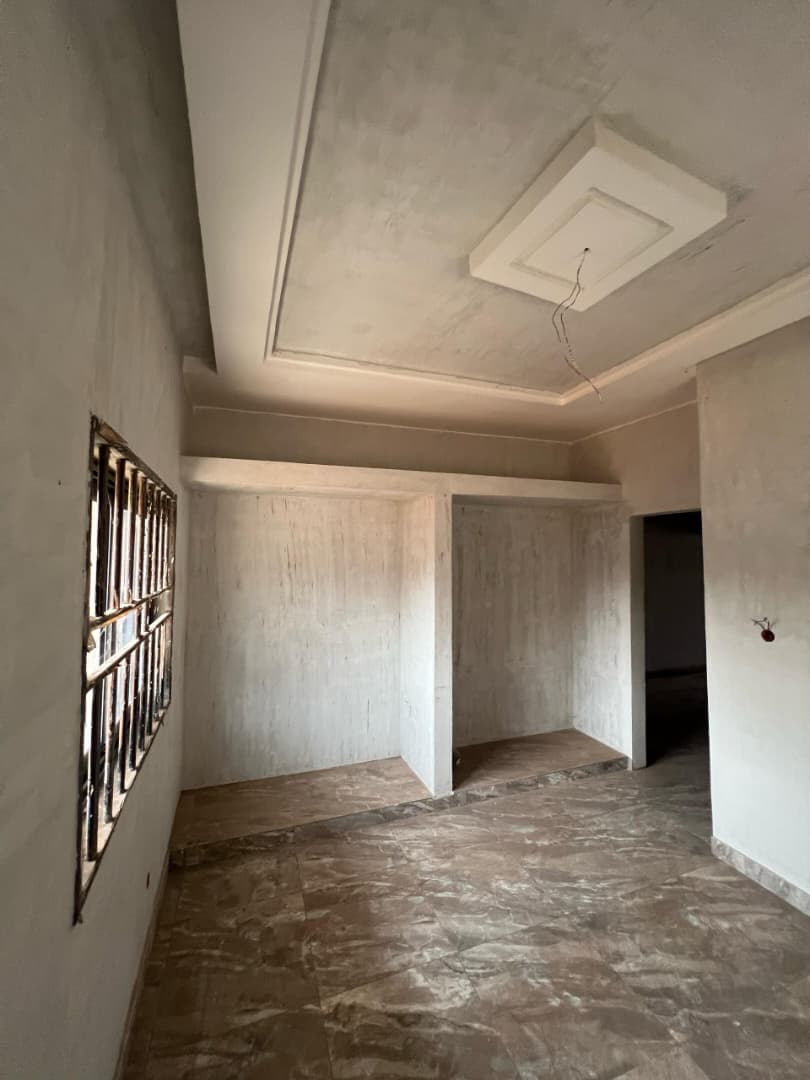 VILLA 5 PIÈCES À VENDRE À LOMÉ - KÉGUÉ – 75 MILLIONS (L'UNITÉ)