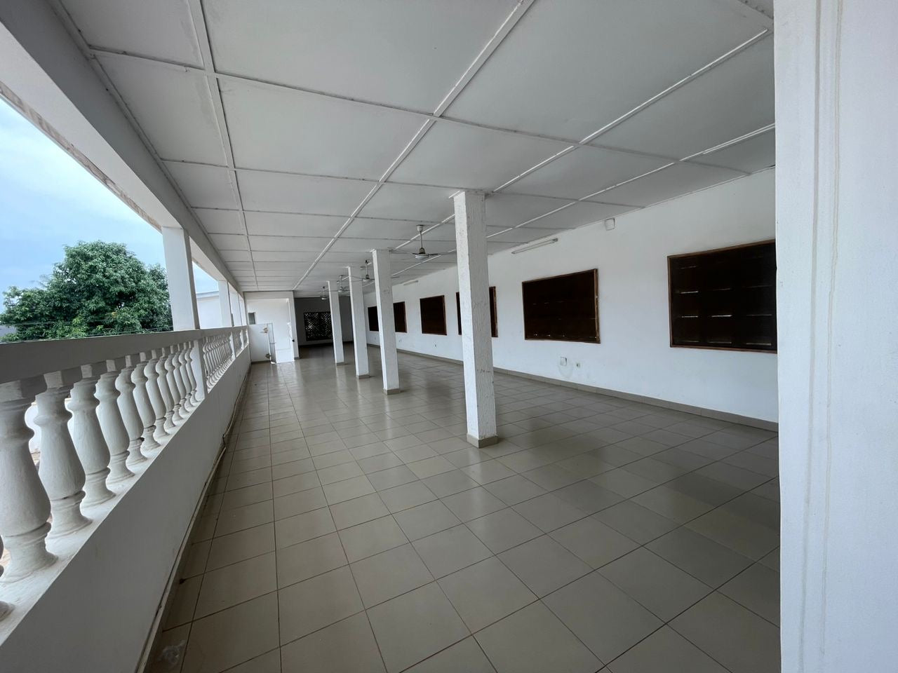 À VENDRE – Maison 9 pièces climatisées avec boutique et garage à Novissi | 600 m² | 165 millions FCFA