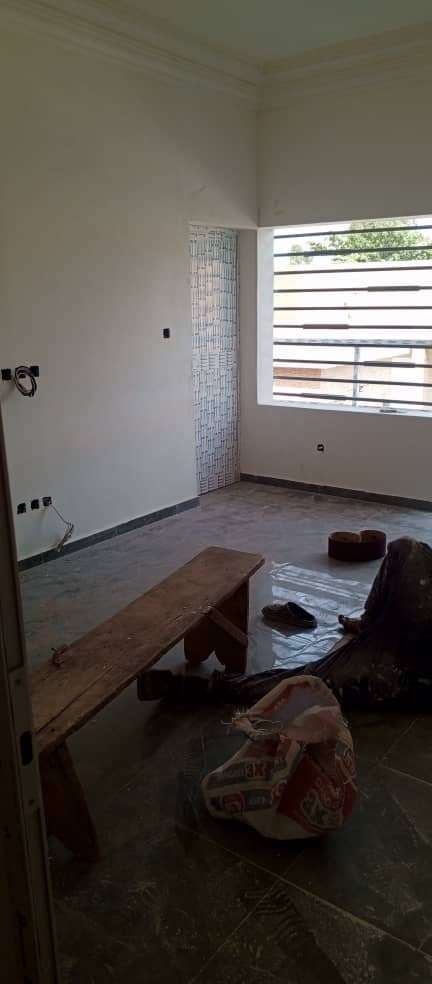 VILLA 7 PIÈCES À VENDRE À AVENOU – 300 m² – TITRE FONCIER