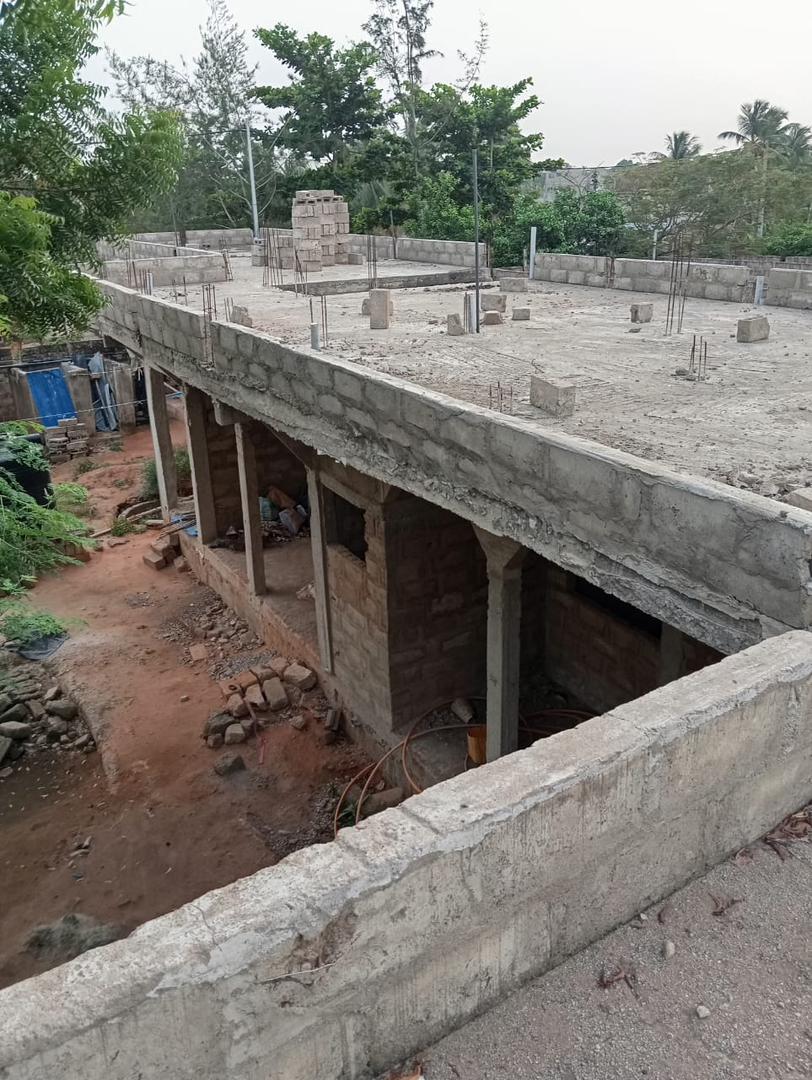 Maison 4 chambres en vente à Zanguera – 45 millions FCFA