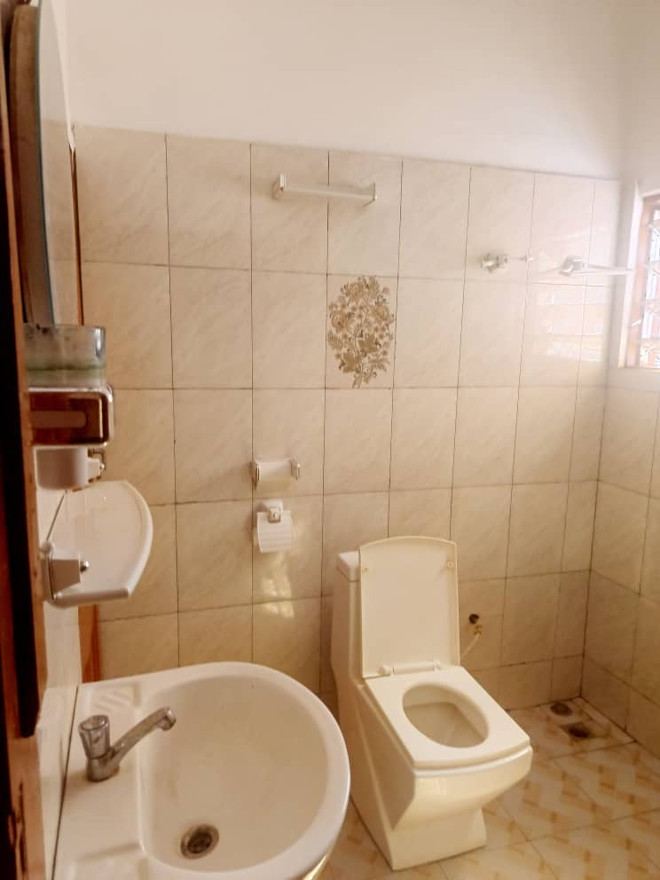 VILLA 5 PIÈCES À VENDRE À ADIDOGOMÉ YOKOE – PLAN OTR