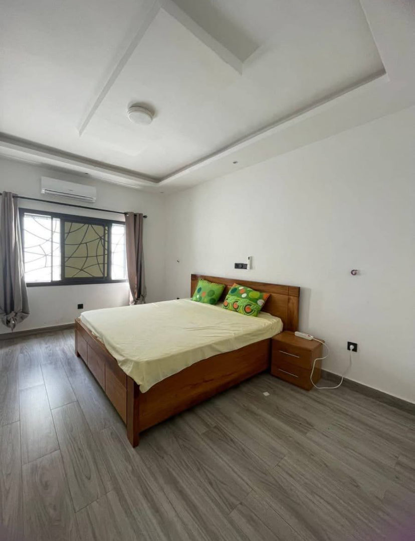 VILLA MEUBLÉE À LOUER – 4 CHAMBRES – 600.000 FCFA/MOIS – LOMÉ - TOGO 2000