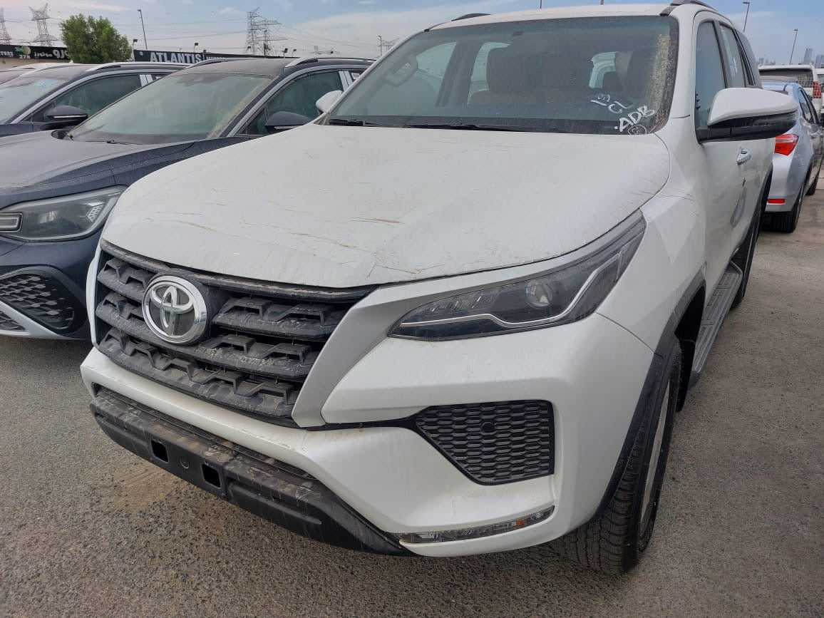 TOYOTA FORTUNER – 2023 | AUTOMATIQUE | 7 PLACES | 0 KM