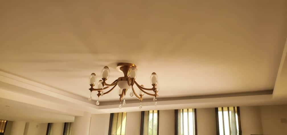 VILLA 9 PIÈCES À VENDRE À NYÉKONAKPOÈ – 900 m² | TITRE FONCIER