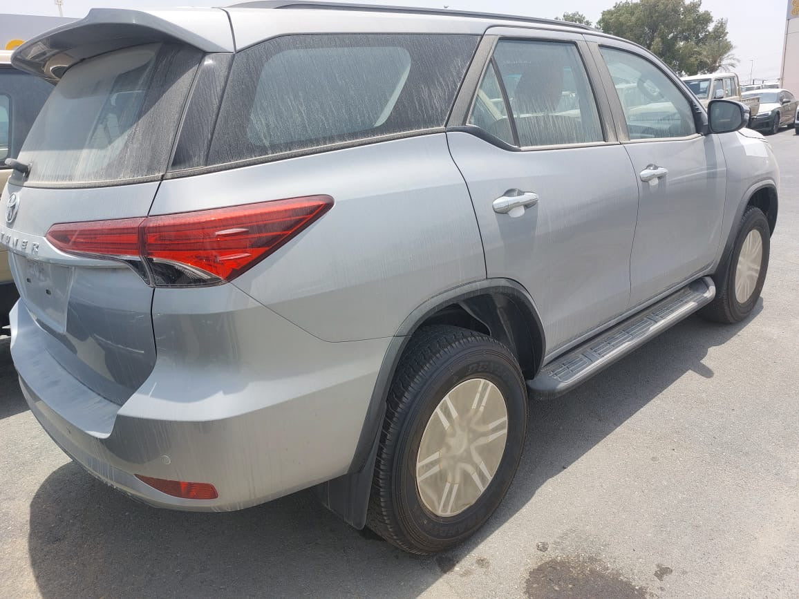 TOYOTA FORTUNER – 2023 | AUTOMATIQUE | 7 PLACES | 0 KM