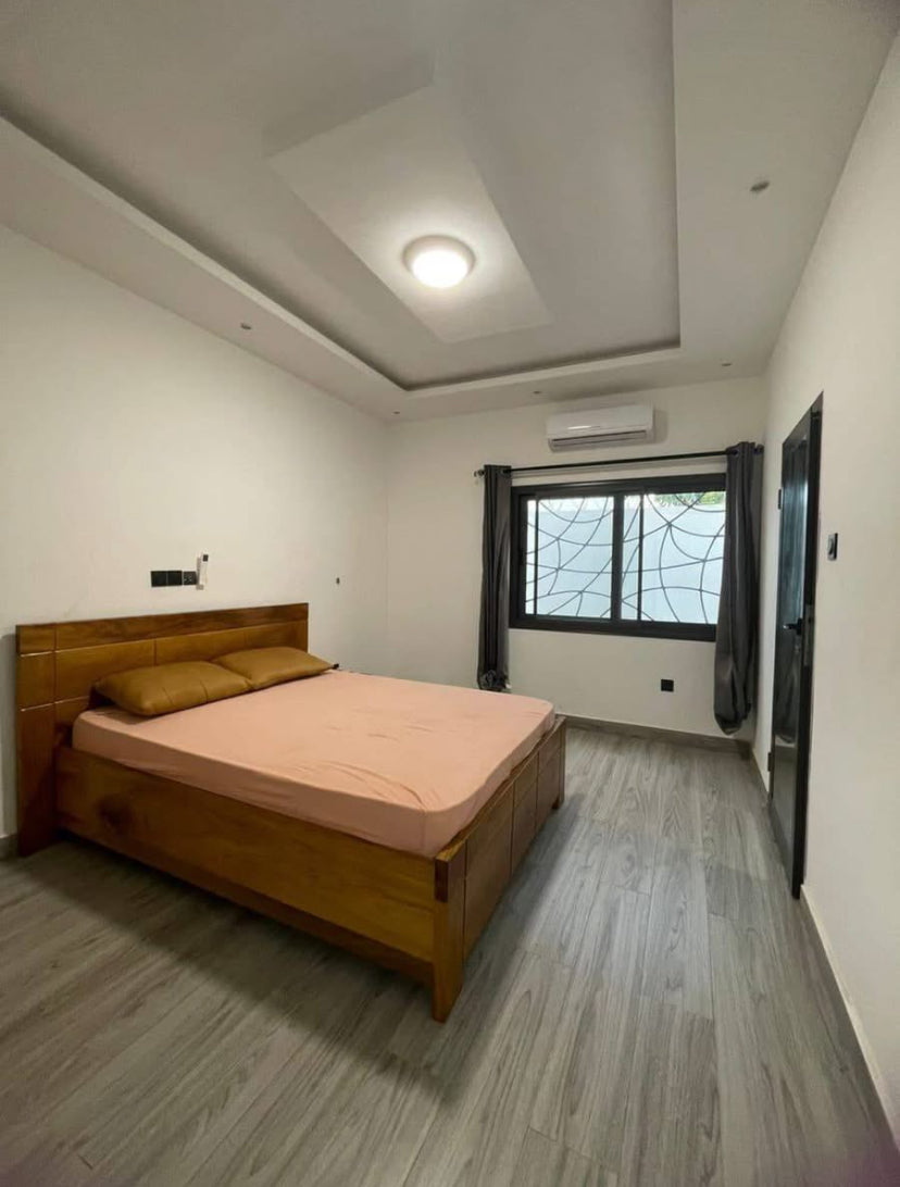 VILLA MEUBLÉE À LOUER – 4 CHAMBRES – 600.000 FCFA/MOIS – LOMÉ - TOGO 2000