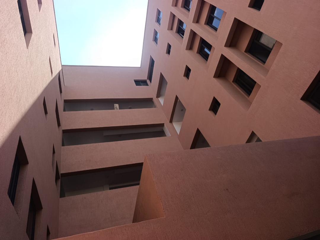 DEUX IMMEUBLES JUMELÉS R+3 EN VENTE À ABIDJAN ANGRÉ – 22 PIÈCES – 640 M² – 1,5 MILLIARD CFA