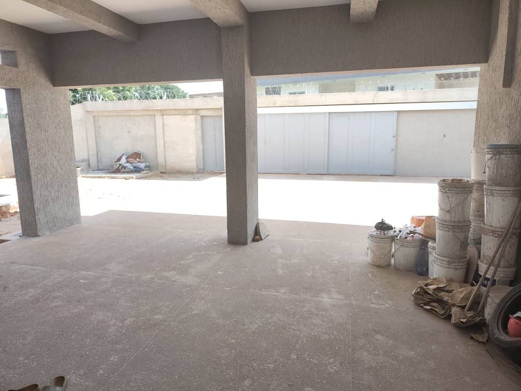 LOMÉ – CITÉ OUA – VILLA R+1 DE 10 PIÈCES À VENDRE