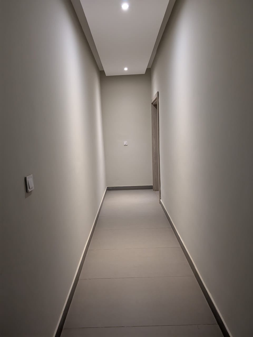 À VENDRE – IMMEUBLE R+2 À LOMÉ - NYÉKONAKPOÈ, À 50 M DU GOUDRON