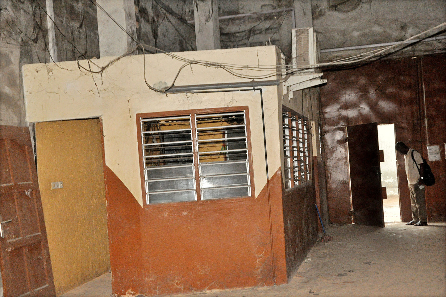 Magasin à vendre à Assigamé, rue de Locam – 250 millions FCFA