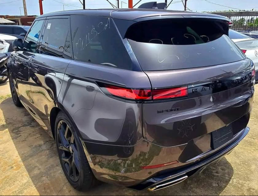 À VENDRE – Range Rover Sport 2023/2024 | Essence | V6 | Boîte auto | 62.000.000 FCFA