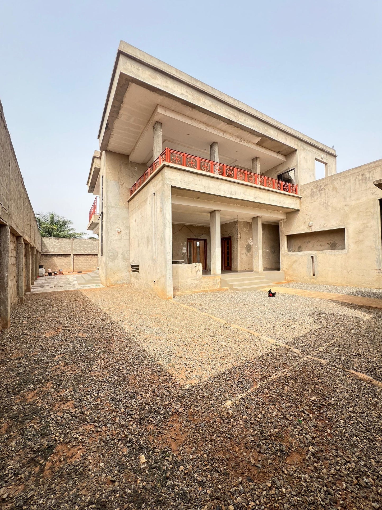 VILLA MODERNE 6 PIÈCES À VENDRE À ADIDOGOMÉ SÉGBÉ – 1 LOT – PRÈS PHARMACIE SÉGBÉ