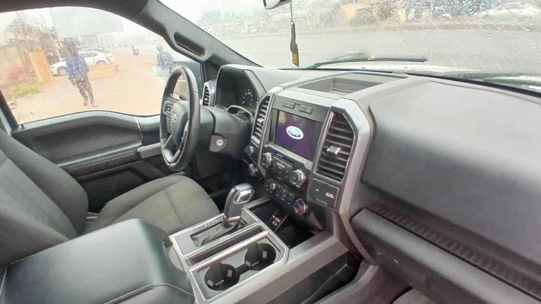FORD F-150 – 2019 | PUISSANCE V8 ; CONFORT – FULL OPTION