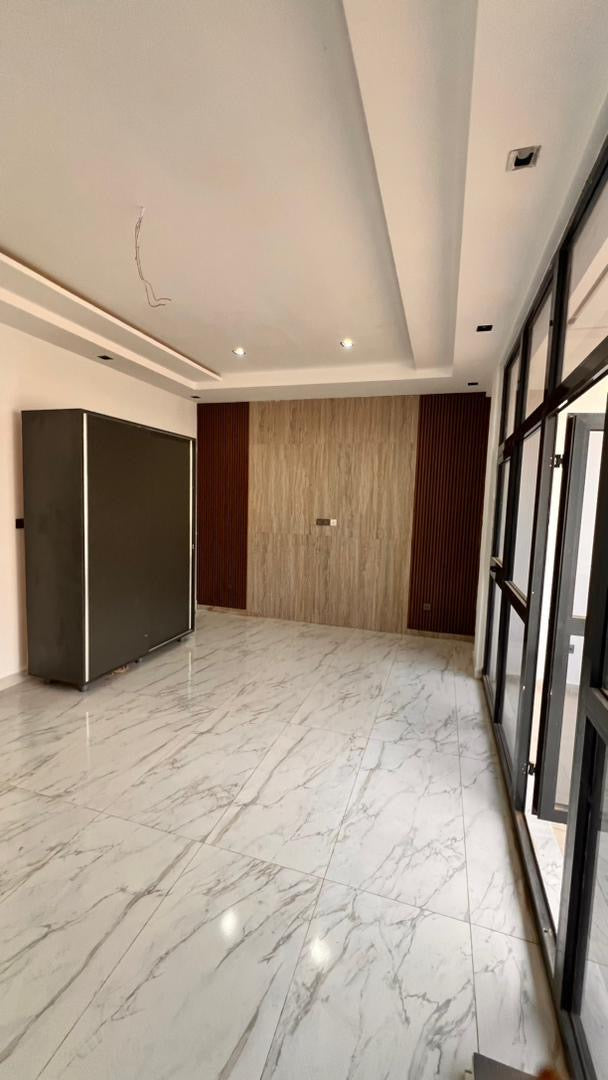 VILLAS JUMELLES 6 PIÈCES À VENDRE À FOREVER – 50M DU GOUDRON JEAN-PAUL II