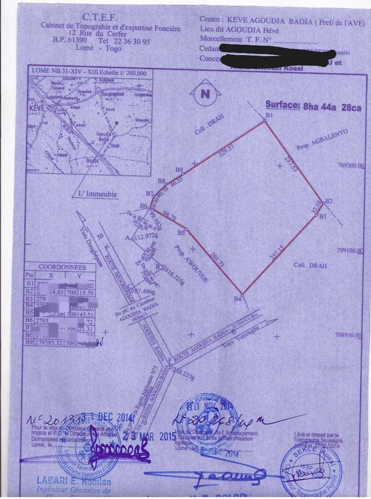 8,5 HECTARES À VENDRE À BADJA AGOUJA – À 4 KM DE LA NATIONALE LOMÉ-KPALIMÉ – 5 MILLIONS/HECTARE – BORNAGE FAIT